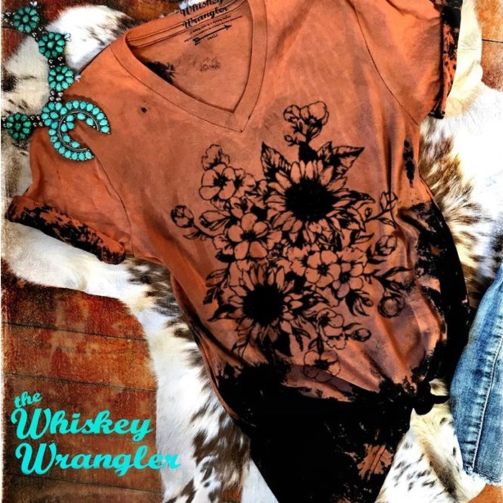 Sunflower Hand Distressed Graphic Tee